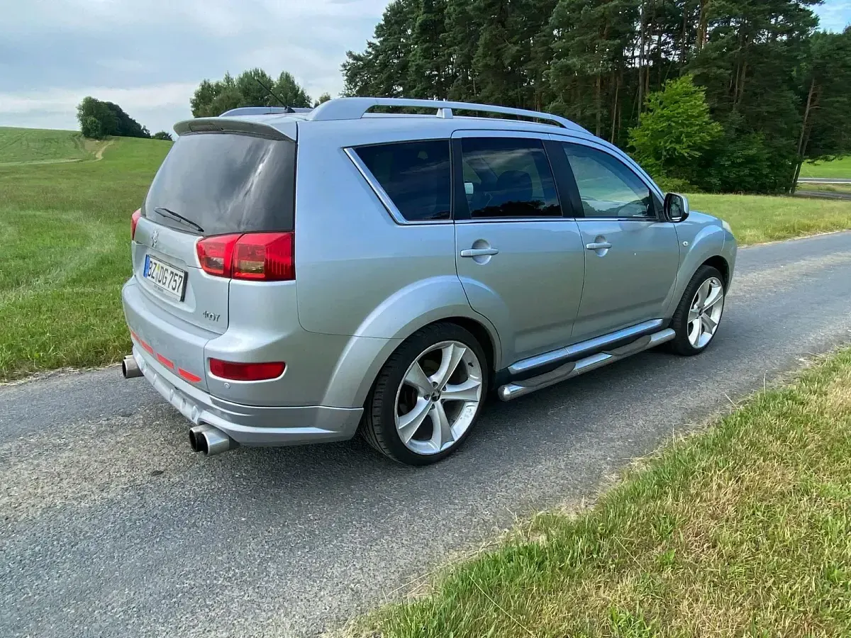 Gebraucht Peugeot 4007 156 PS (114 kW) 2008 Silber SUV