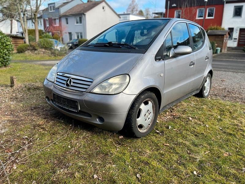 Gebraucht Mercedes A140 Elegance 82 PS (60 kW) 1998 Silber Van / Kleinbus