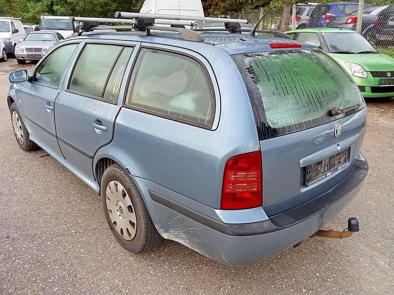 Gebraucht Skoda Octavia Tour 101 PS (74 kW) 2007 Grau Kombi