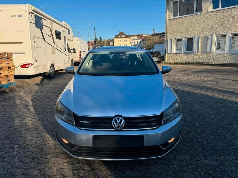 Usata VW Passat 105 CV (77 kW) 2013 Grigio Station wagon