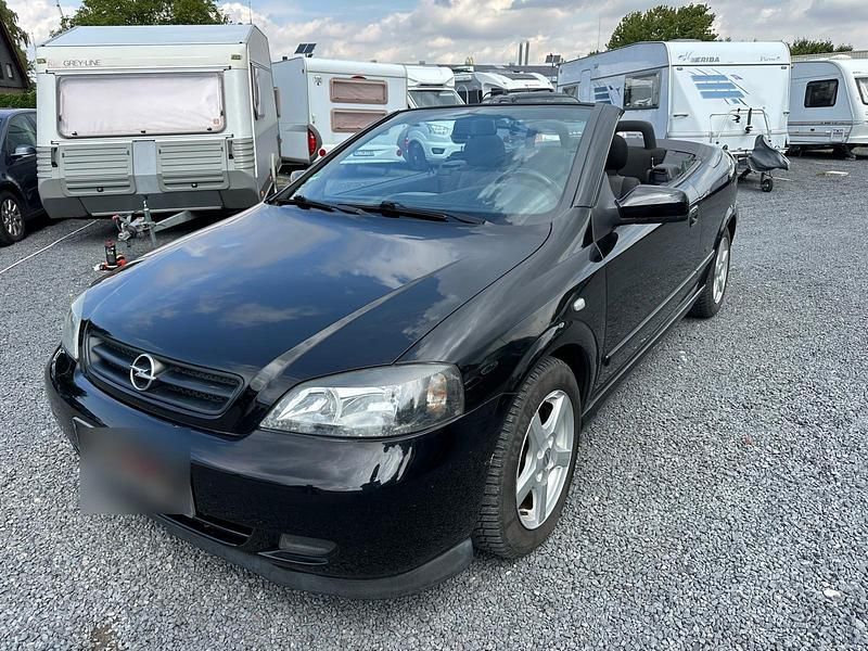Schwarz Gebraucht 2005 Opel Astra Cabriolet Cabrio | 1.499 € (Guter Preis) - Bild 1/4