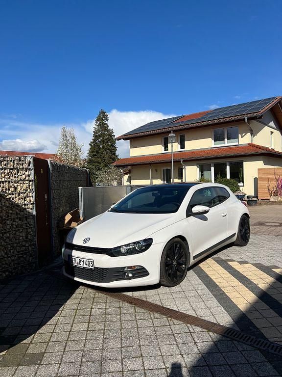 Gebraucht VW Scirocco 200 PS (147 kW) 2009 Weiß Coupé