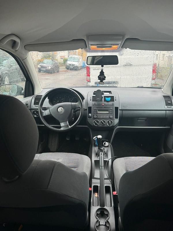 Gebraucht VW Polo 60 PS (44 kW) 2007 Blau Kleinwagen