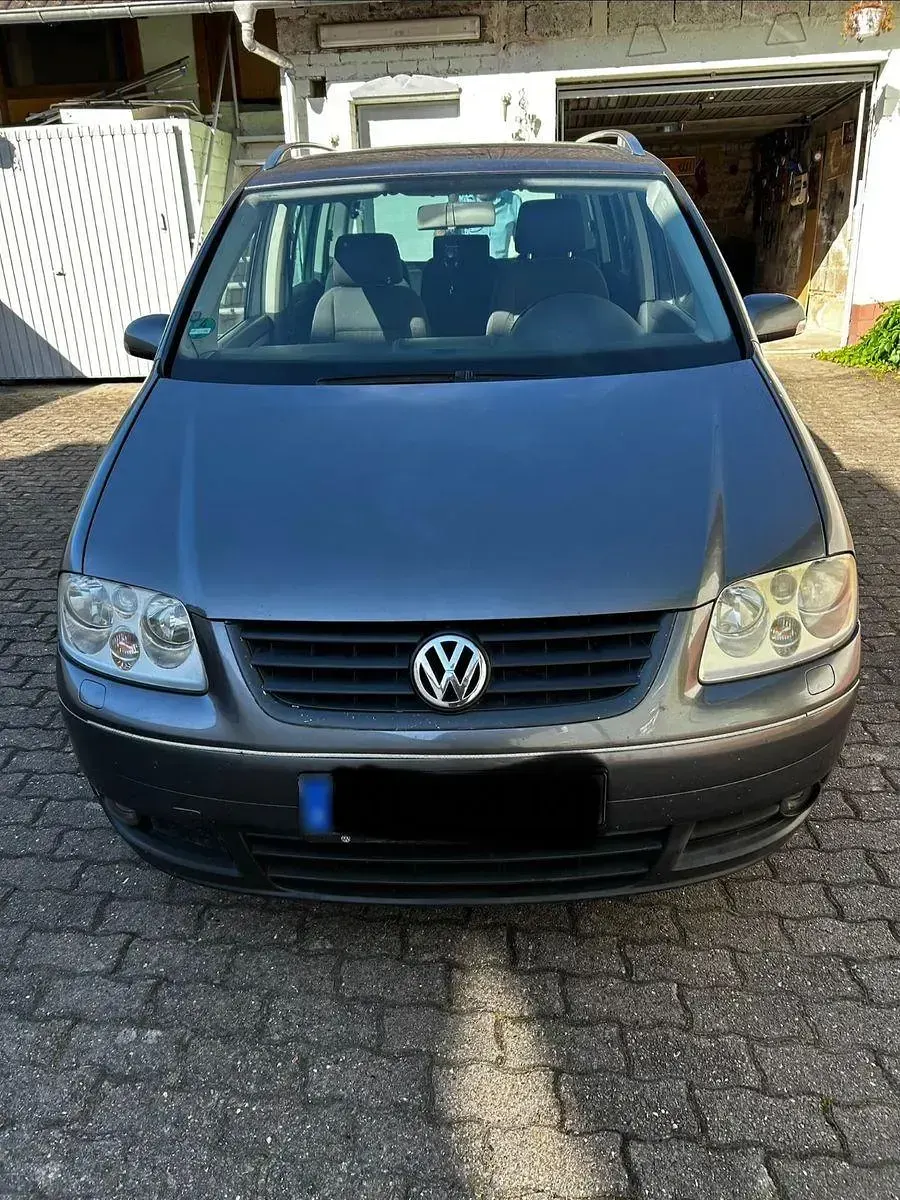 Gebraucht VW Touran 140 PS (102 kW) 2005 Grau Van / Kleinbus