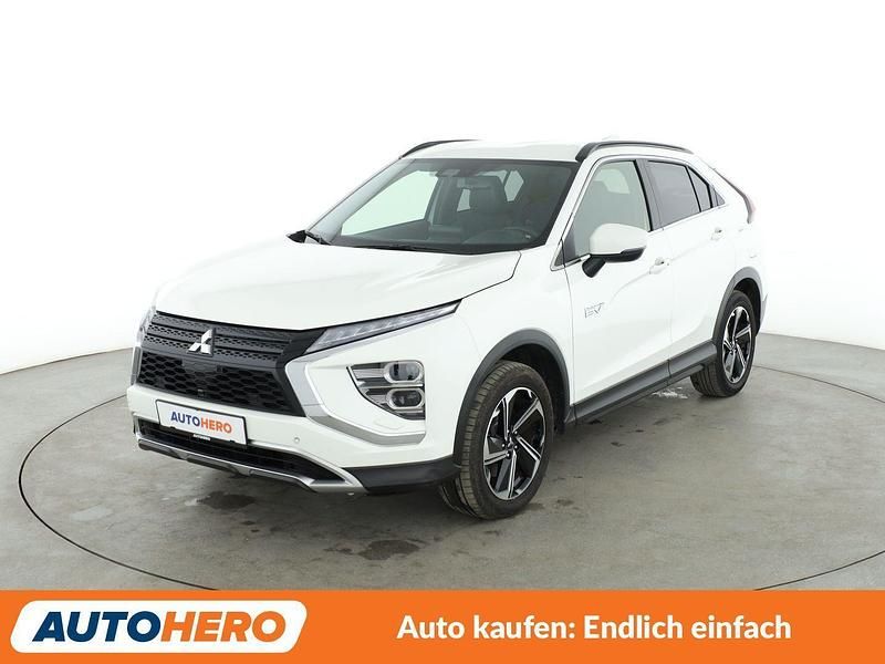Gebraucht Mitsubishi Eclipse Cross Plus 188 PS (138 kW) 2021 Weiß SUV