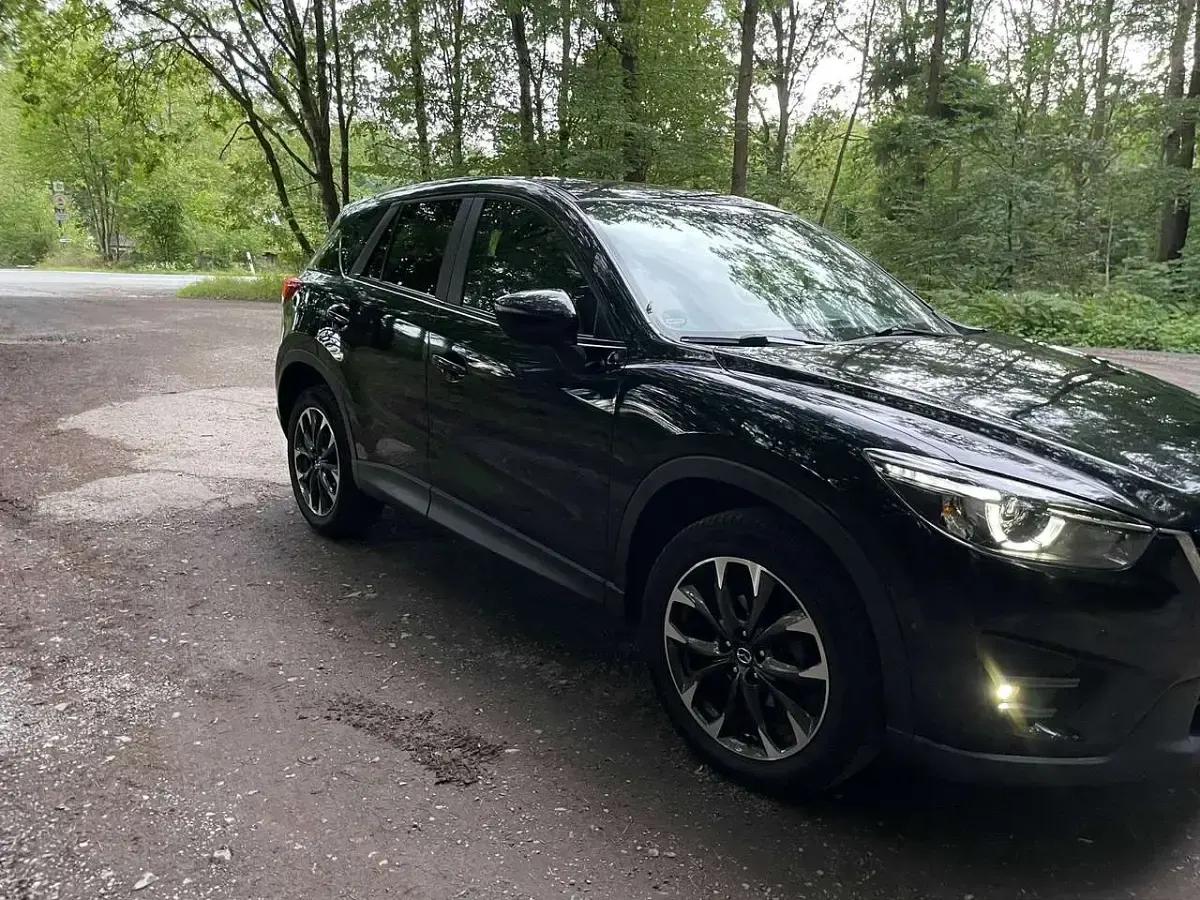 Second-hand Mazda CX-5 Sports-Line 175 CP (128 kW) 2015 Negru SUV