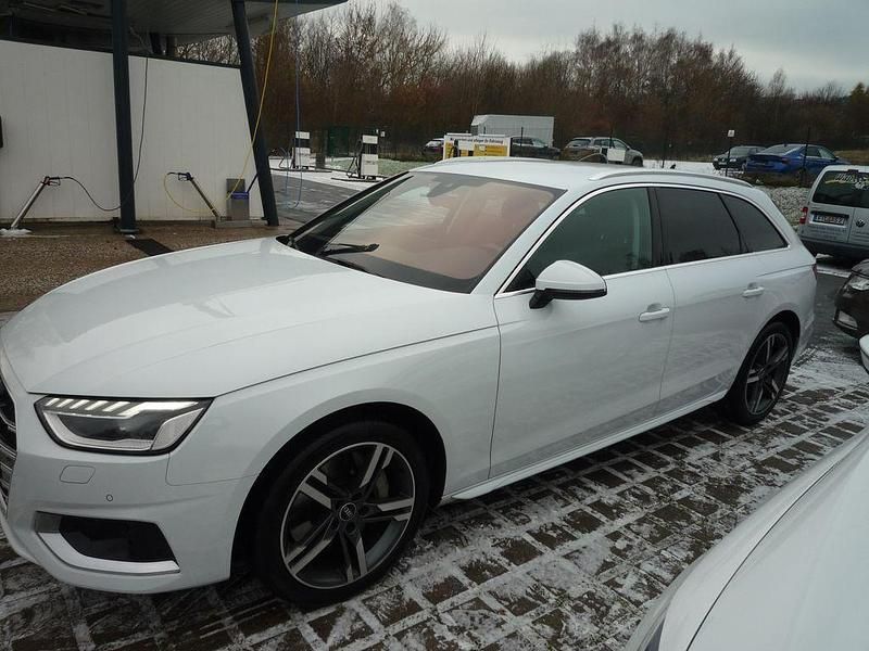 Gebraucht Audi A4 Advanced 286 PS (210 kW) 2022 Weiß Kombi