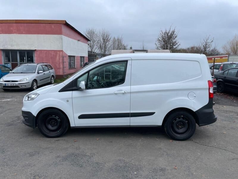 Gebraucht Ford Transit Trend 75 PS (55 kW) 2018 Weiß Van / Kleinbus