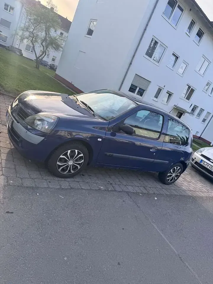 Gebraucht Renault Clio II Campus 75 PS (55 kW) 2005 Limousine
