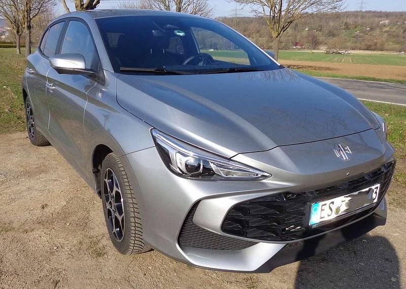 Gebraucht MG MG3 Luxury 197 PS (144 kW) 2025 Silber Kleinwagen