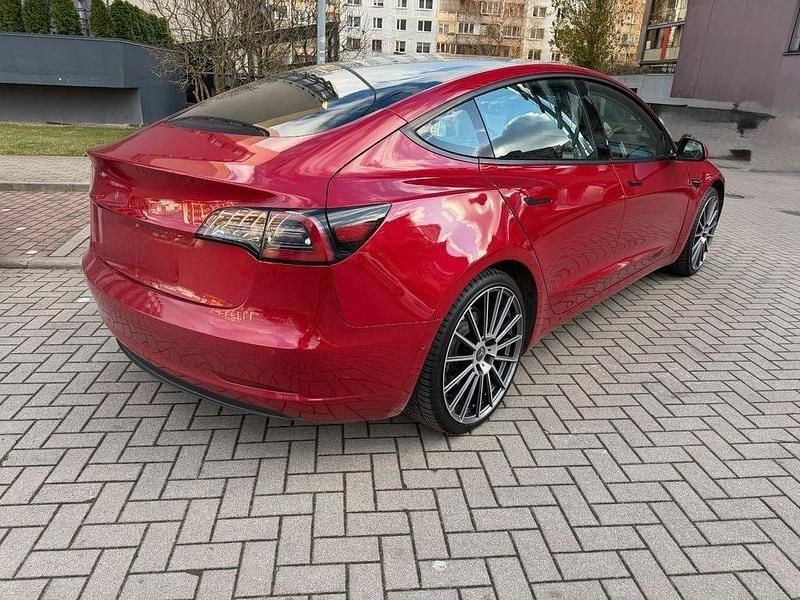 Gebraucht Tesla Model 3 RWD 239 kW (325 PS) 2022 Rot Limousine