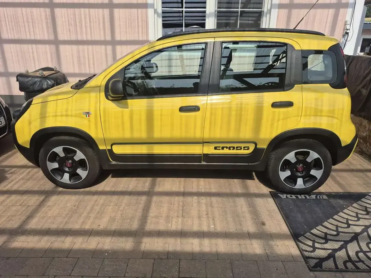 Gebraucht Fiat Panda Cross Cross 69 PS (50 kW) 2018 Gelb Kleinwagen