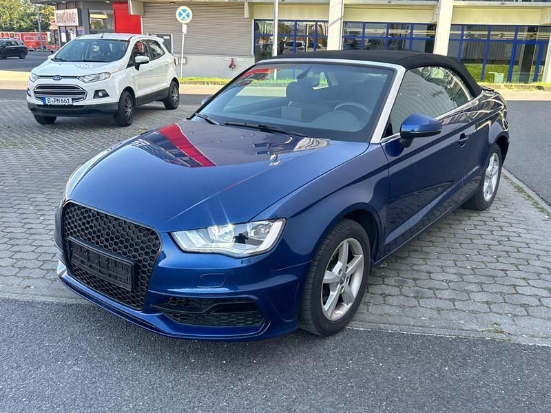 Blau Gebraucht 2015 Audi A3 Cabriolet Cabrio | 8.990 € - Bild 1/4