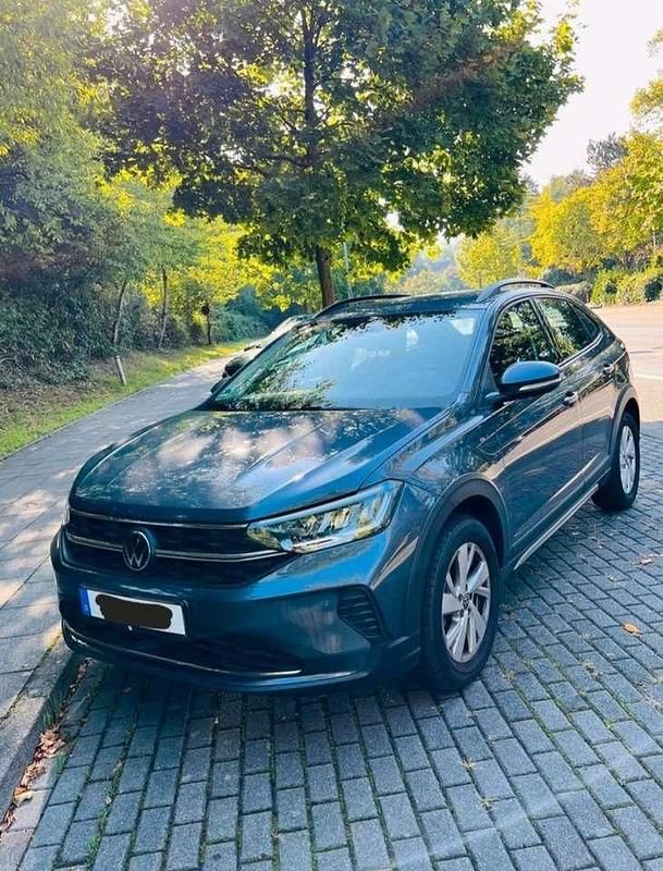 Grau Gebraucht 2024 VW Taigo Goal SUV | 18.250 € (Guter Preis) - Bild 1/4