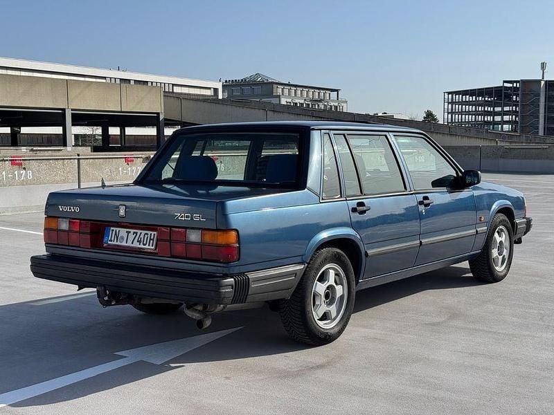 Gebraucht Volvo 740 113 PS (83 kW) 1989 Blau Limousine