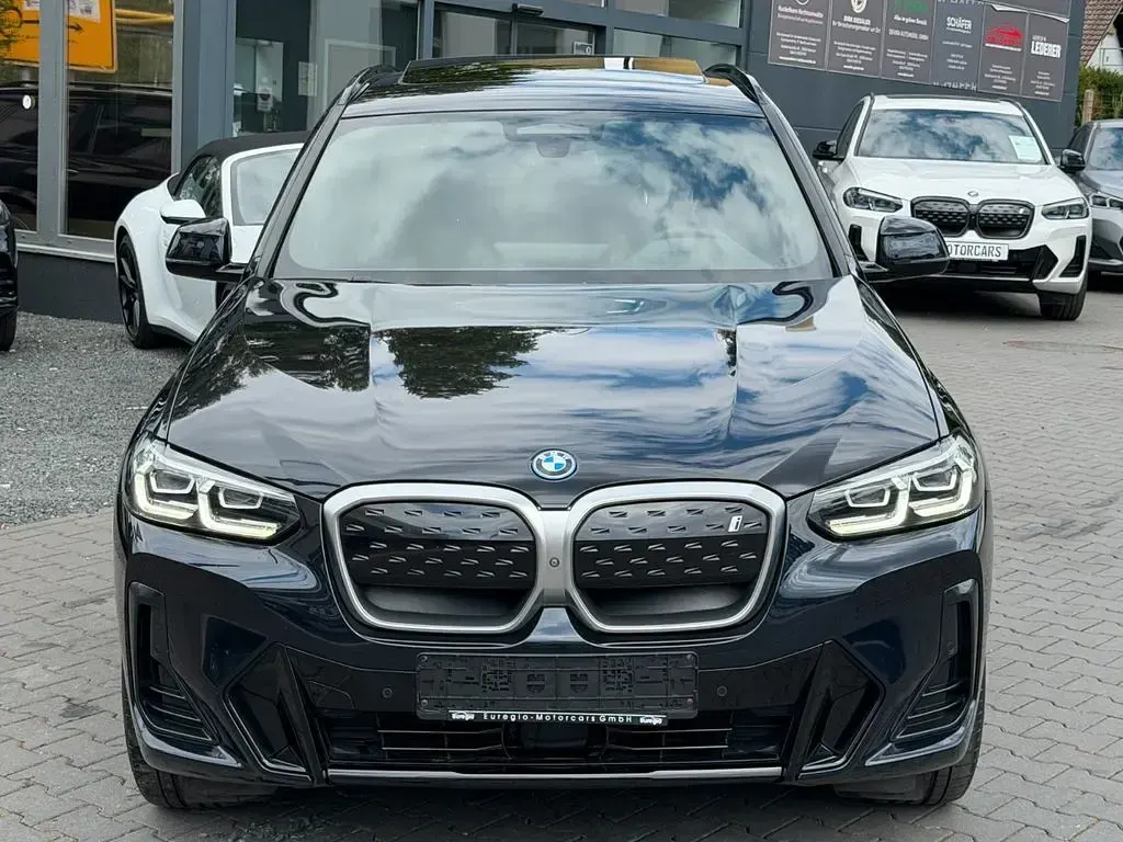 Gebraucht BMW iX3 M Sport 210 kW (286 PS) 2022 Schwarz SUV