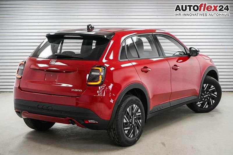 Passione rot metallic () Neu 2025 Fiat 600 SUV | 23.040 € (Fairer Preis) - Bild 1/4