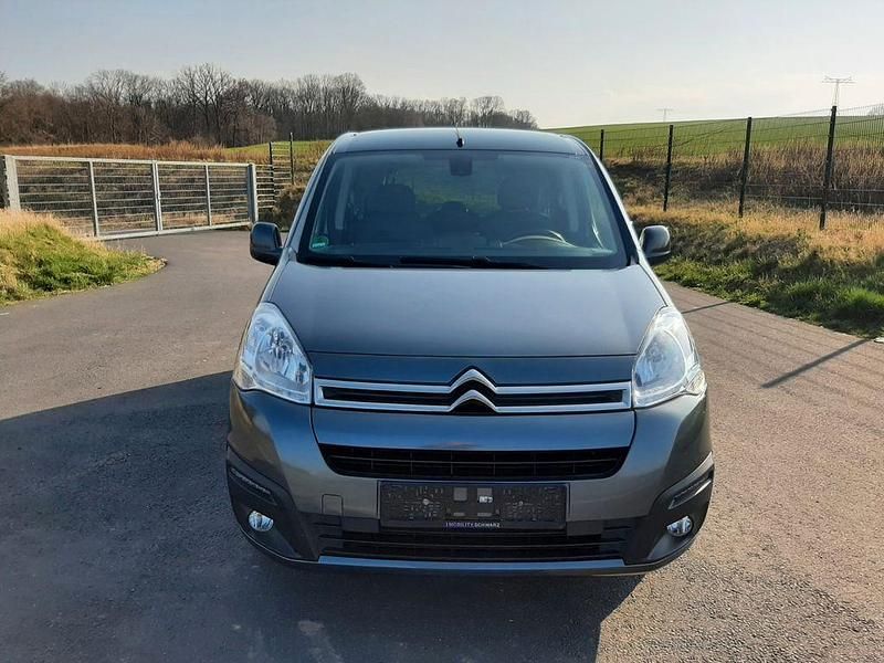 Gebraucht Citroën Berlingo PureTech 110 PS (80 kW) 2018 Grau Van / Kleinbus