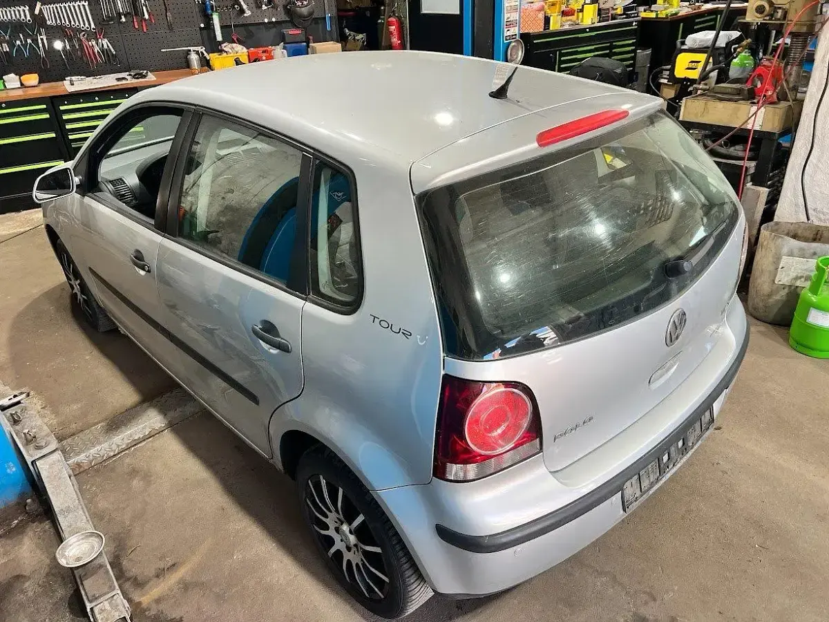 Gebraucht VW Polo 120 PS (88 kW) 2007 Silber Kleinwagen