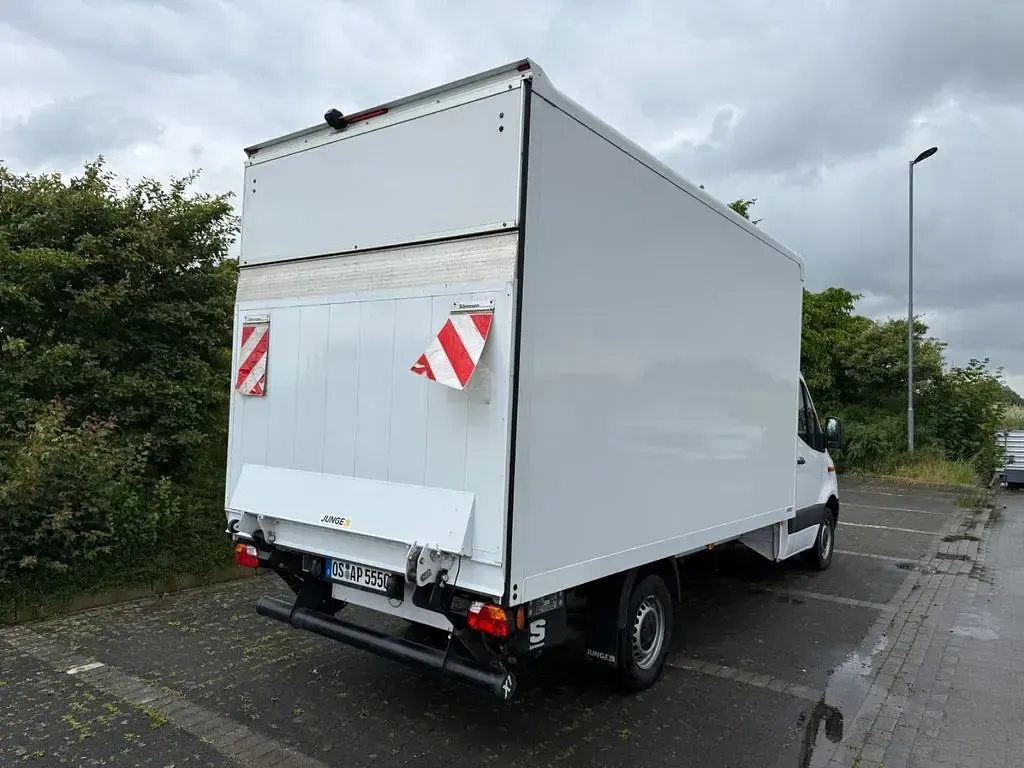 Gebraucht Mercedes Sprinter 170 PS (125 kW) 2023 Weiß Van
