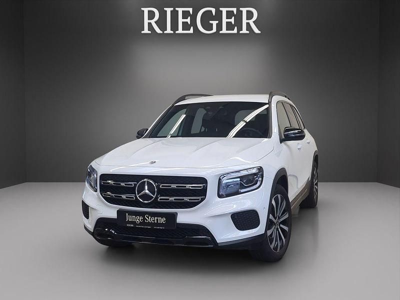 Digitalweiß Gebraucht 2021 Mercedes GLB220 Night SUV | 32.599 € (Superpreis) - Bild 1/4