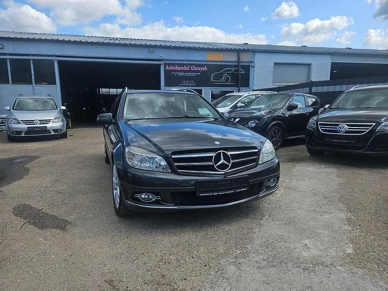 Grau Gebraucht 2010 Mercedes C220 Kombi | 5.999 € (Guter Preis) - Bild 1/4