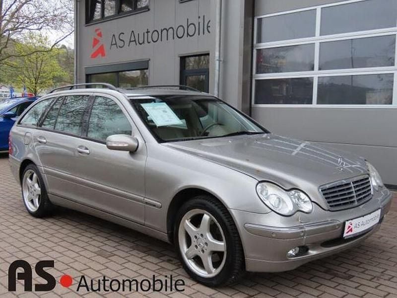Gebraucht Mercedes C320 218 PS (160 kW) 2003 Cubanitsilber  metallic Kombi