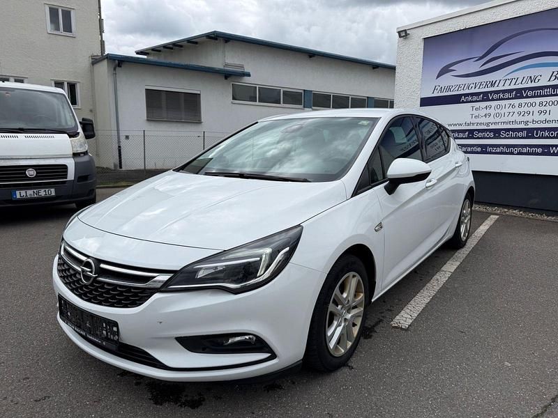 Gebraucht Opel Astra 125 PS (91 kW) 2018 Weiß Limousine