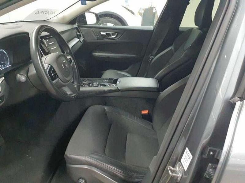 Gebraucht Volvo V60 R-Design 253 PS (186 kW) 2021 Osmium graumetallic Kombi