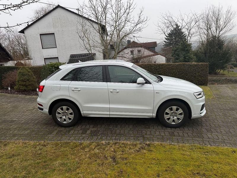 Gebraucht Audi Q3 Sport 150 PS (110 kW) 2017 Weiß SUV