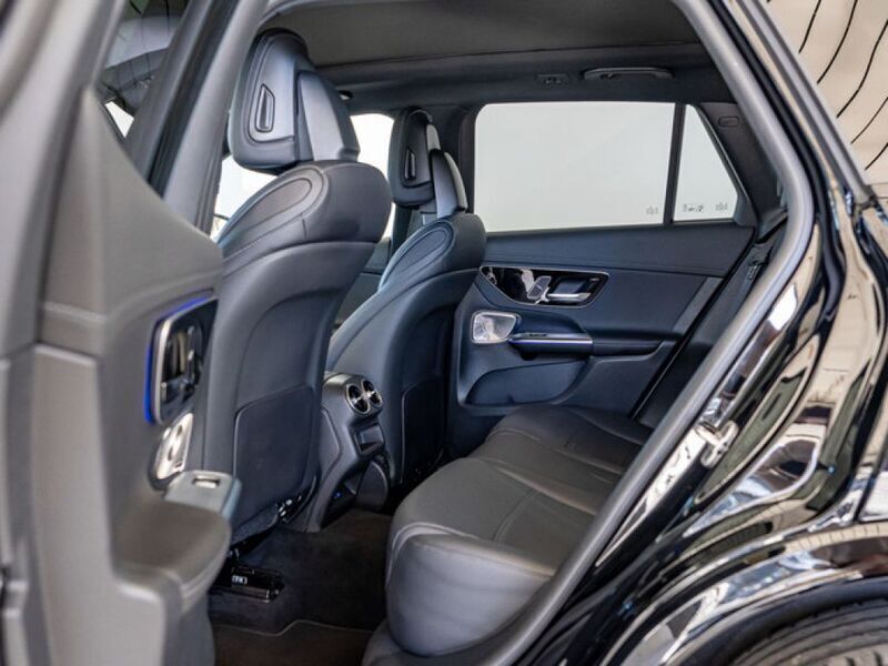 Gebraucht Mercedes GLC400d Premium 252 PS (185 kW) 2024 Schwarz SUV