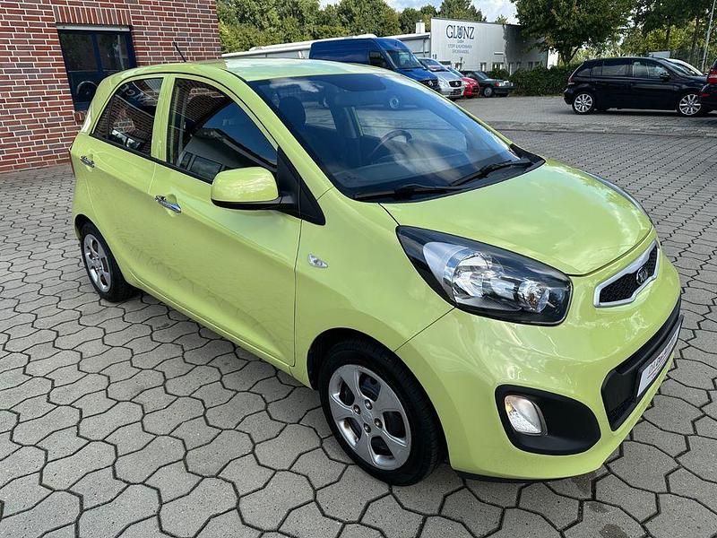 Gebraucht Kia Picanto Edition 7 69 PS (50 kW) 2013 Grün Kleinwagen