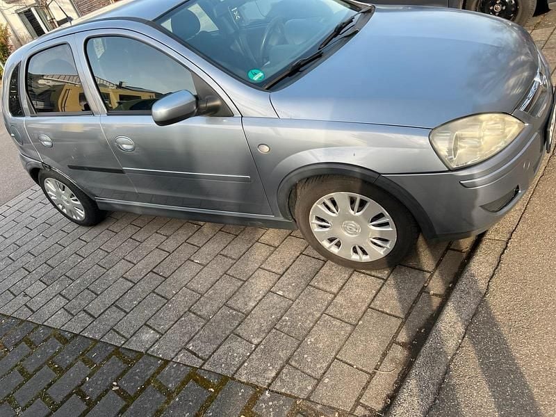 Gebraucht Opel Corsa 56 PS (41 kW) 2005 Grau Kleinwagen