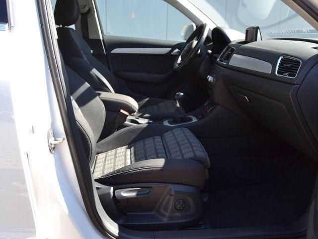 Gebraucht Audi Q3 Sport 150 PS (110 kW) 2016 Keine angabe weiß (cortinaweiß) SUV