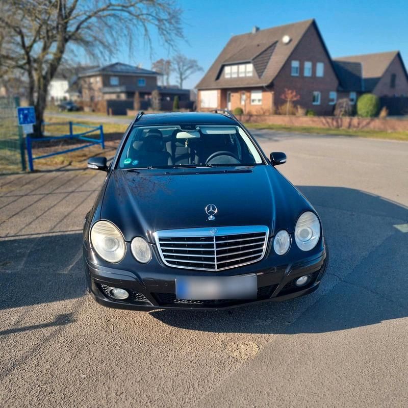 Gebraucht Mercedes E220 170 PS (125 kW) 2007 Schwarz Kombi