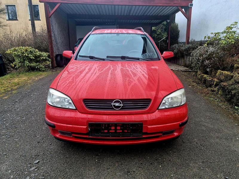 Gebraucht Opel Astra 85 PS (62 kW) 2001 Rot Kombi
