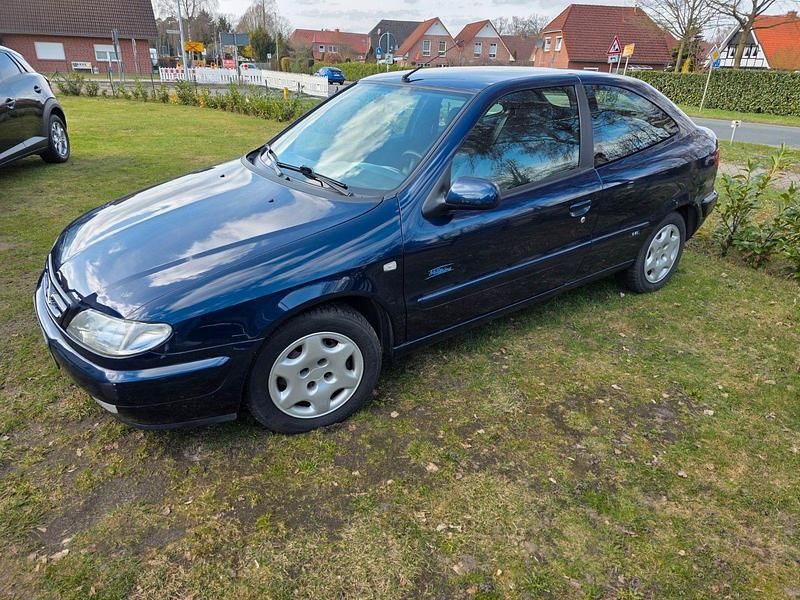 Second-hand Citroën Xsara 75 CP (55 kW) 2000 Albastru Coupe