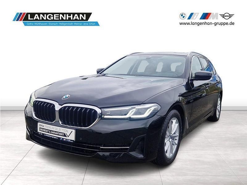 Schwarz Gebraucht 2022 BMW 540 Kombi | 36.943 € (Superpreis) - Bild 1/4
