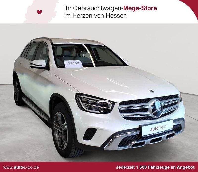 Weiß Gebraucht 2022 Mercedes GLC300e SUV | 35.989 € (Fairer Preis) - Bild 1/4