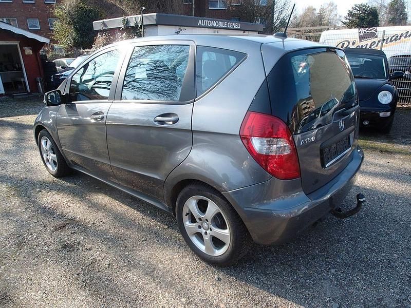 Gebraucht Mercedes A150 95 PS (69 kW) 2009 Grau Limousine