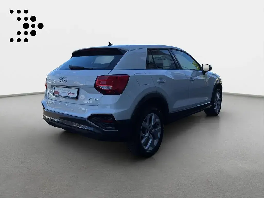 Gebraucht Audi Q2 Advanced Plus 150 PS (110 kW) 2025 Gletscherweiß metallic SUV