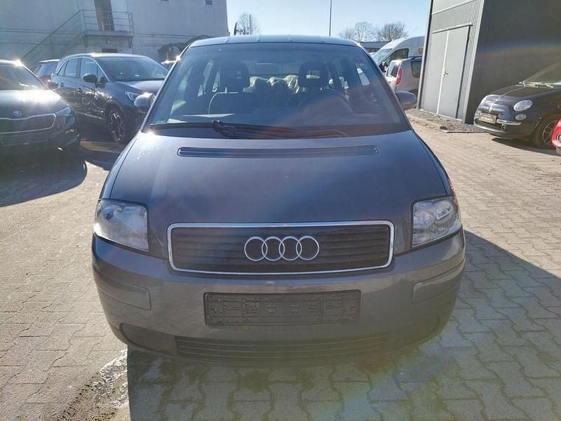 Gebraucht Audi A2 90 PS (66 kW) 2004 Grau Kleinwagen