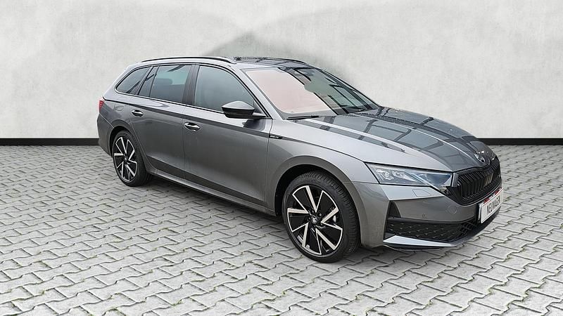 Graphitgrau metallic Neu 2025 Skoda Octavia SportLine Kombi | 36.980 € (Fairer Preis) - Bild 1/4