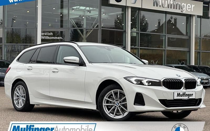 Weiß Neu 2025 BMW 318 Efficient Dynamics Kombi | 43.910 € - Bild 1/4