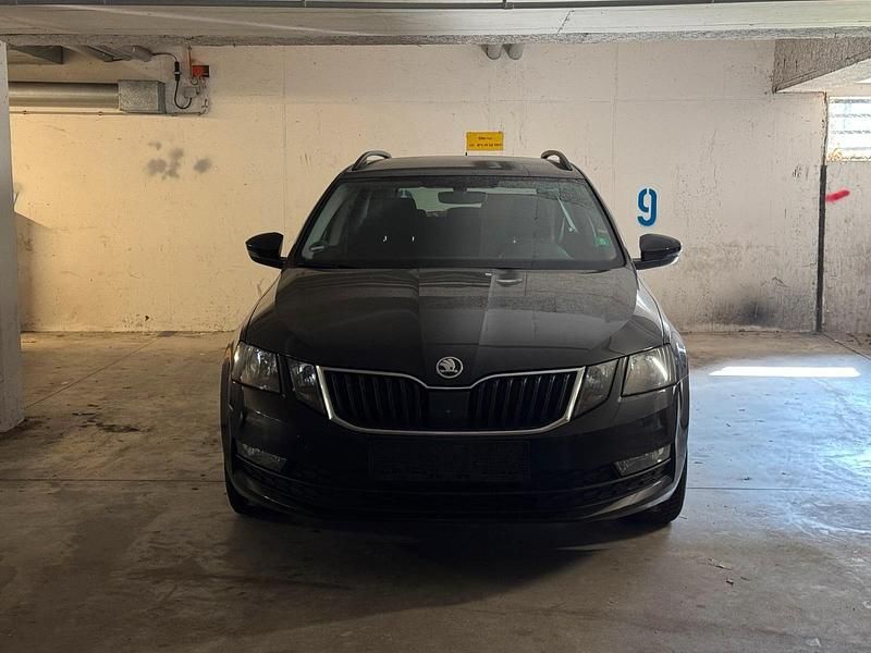 Gebraucht Skoda Octavia 116 PS (85 kW) 2019 Schwarz Kombi