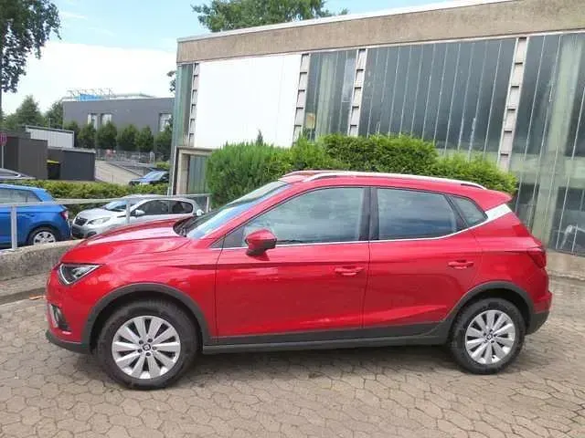 Gebraucht Seat Arona XCELLENCE 116 PS (85 kW) 2017 Rot SUV