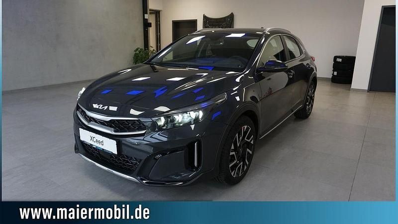 Grau Neu 2025 Kia XCeed Spirit SUV | 29.950 € (Etwas zu teuer) - Bild 1/4