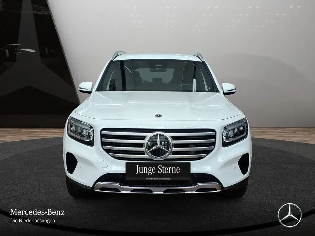 Gebraucht Mercedes GLB250 Progressive 224 PS (164 kW) 2025 Polarweiß SUV