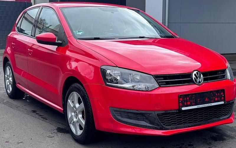 Gebraucht VW Polo 69 PS (50 kW) 2010 Rot Kleinwagen