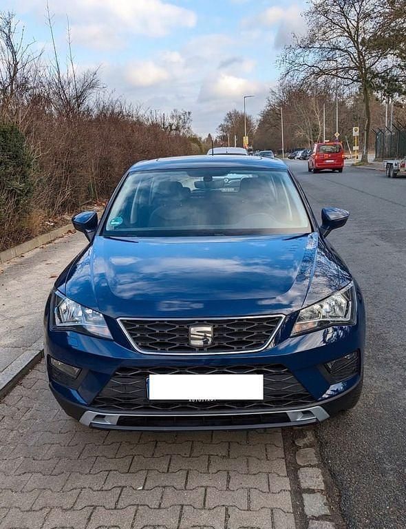 Blau Gebraucht 2017 Seat Ateca 4Drive SUV | 12.500 € (Fairer Preis) - Bild 1/4